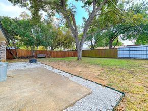 2304  Meadow Crest , Irving Texas 75060