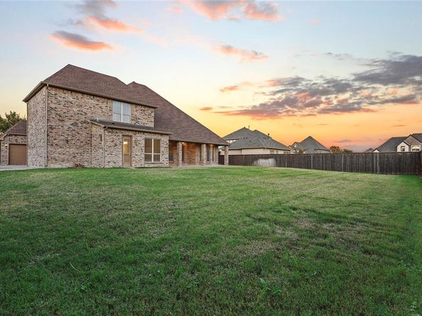 920  Joe Boy Court , DeSoto Texas 75115