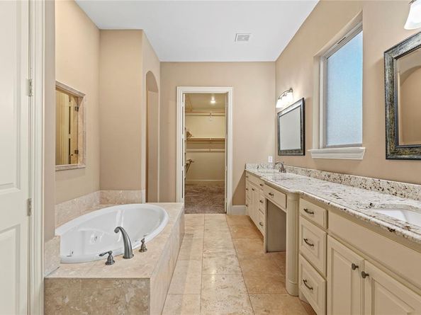 920  Joe Boy Court , DeSoto Texas 75115