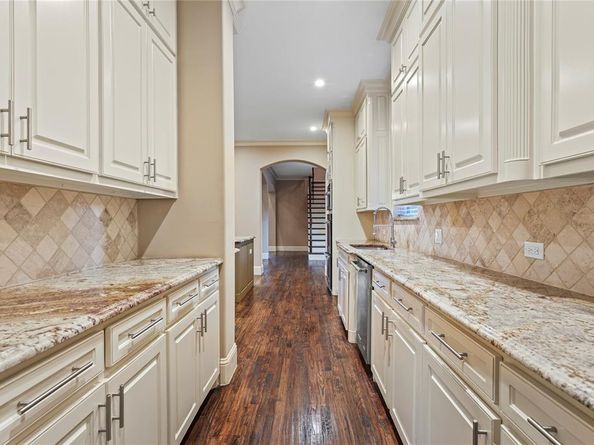 920  Joe Boy Court , DeSoto Texas 75115