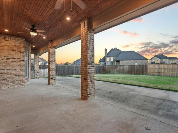 920  Joe Boy Court , DeSoto Texas 75115