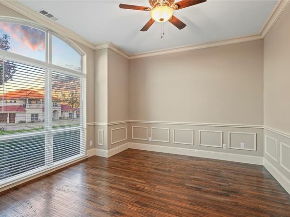 920  Joe Boy Court , DeSoto Texas 75115