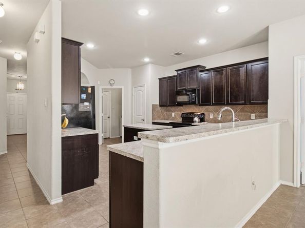 513  Partridge Drive , Aubrey Texas 76227