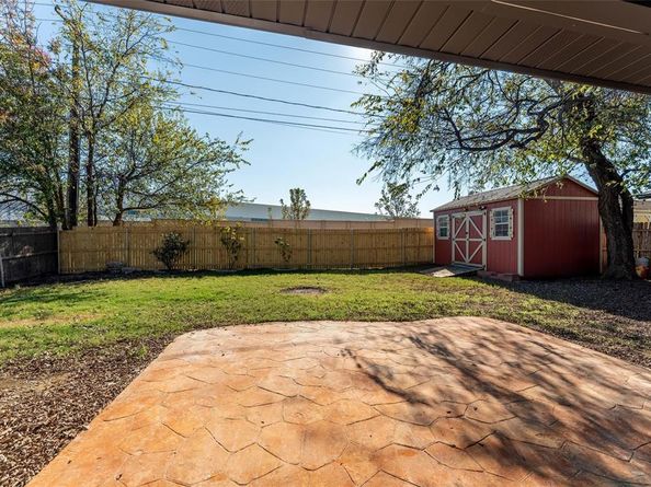 514  Fort Worth Street , Mansfield Texas 76063