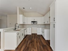 514  Fort Worth Street , Mansfield Texas 76063