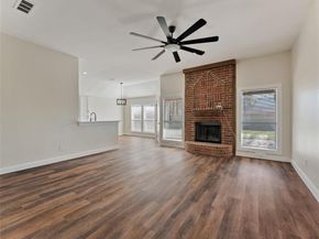 514  Fort Worth Street , Mansfield Texas 76063