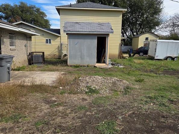 3620  Pacesetter Drive , Dallas Texas 75241