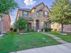 1001  Vineyard Drive , Euless Texas 76039