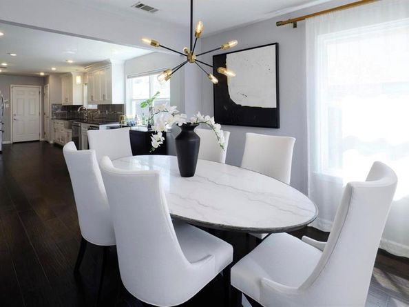 10282  Vinemont Street , Dallas Texas 75218