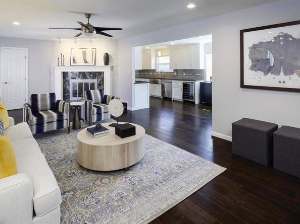 10282  Vinemont Street , Dallas Texas 75218