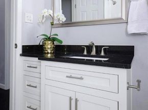 10282  Vinemont Street , Dallas Texas 75218