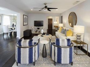 10282  Vinemont Street , Dallas Texas 75218