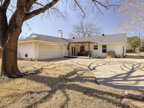 10282  Vinemont Street , Dallas Texas 75218