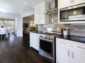 10282  Vinemont Street , Dallas Texas 75218