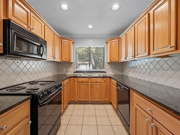 3104  Steeplechase Trail , Arlington Texas 76016