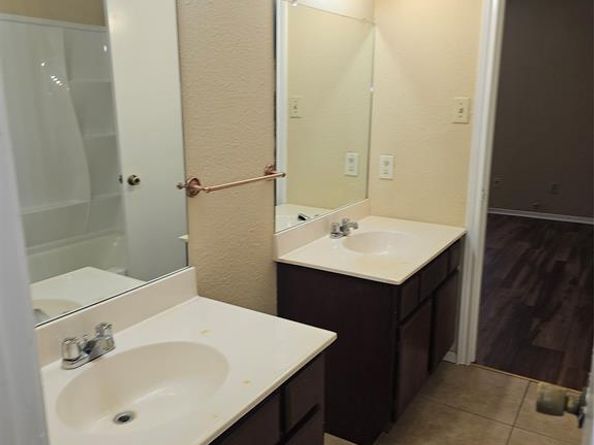 2822  Wimbledon Court , Garland Texas 75041