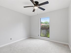 5733  Maiden Lane , Fort Worth Texas 76131