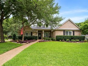 1909  Whitehall Drive , Corinth Texas 76210