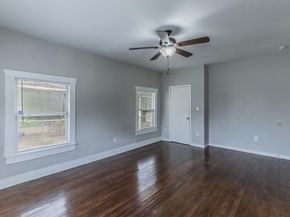 2714  26th Street , Fort Worth Texas 76106