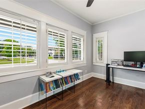 5701  Velasco Avenue , Dallas Texas 75206