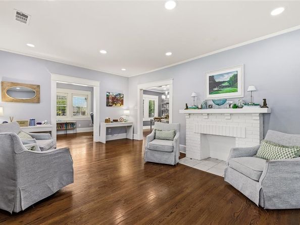 5701  Velasco Avenue , Dallas Texas 75206
