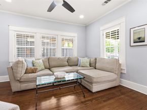 5701  Velasco Avenue , Dallas Texas 75206