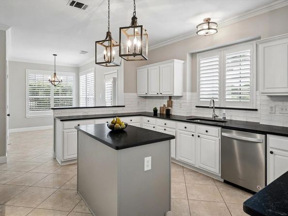 821  Palm Desert Drive , Garland Texas 75044