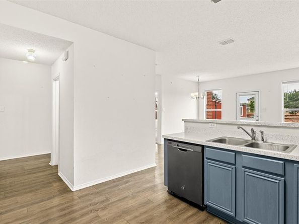 312  Elk Run Drive , Fort Worth Texas 76140