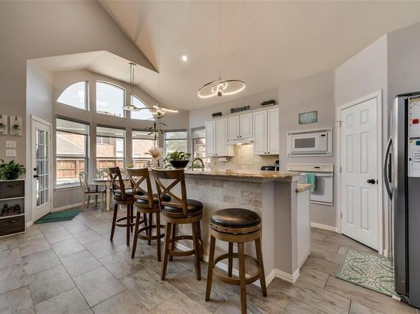 2109  Indian Trail , Rowlett Texas 75088