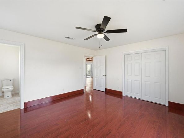 3301  Peachtree Lane , Pantego Texas 76013