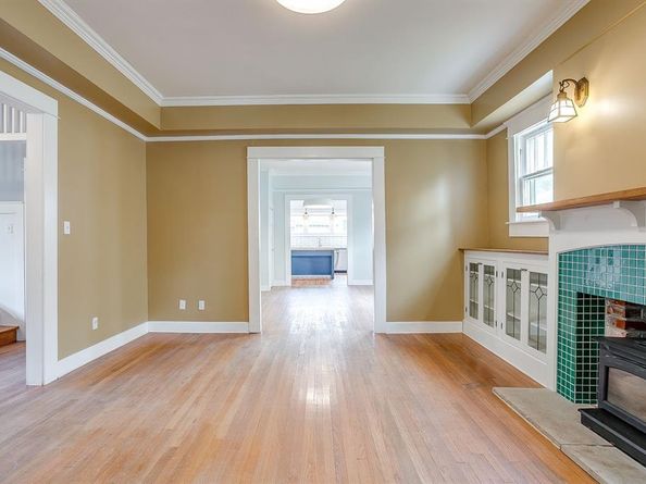 1805  Alston Avenue , Fort Worth Texas 76110