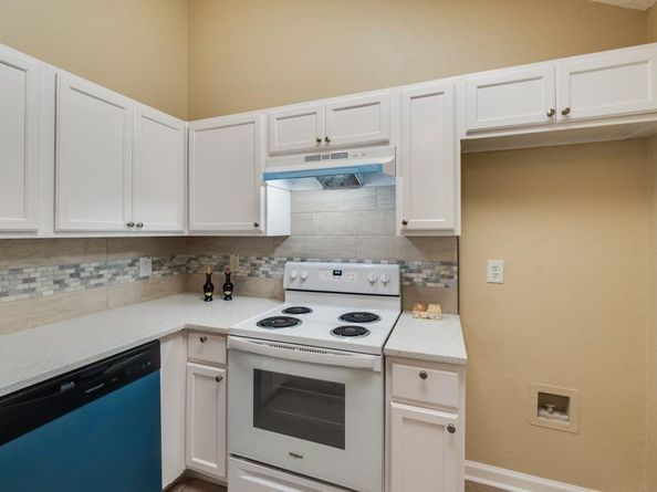3208  Poplar Springs Lane , Dallas Texas 75227