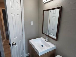 2713  Hanger Avenue , Fort Worth Texas 76105