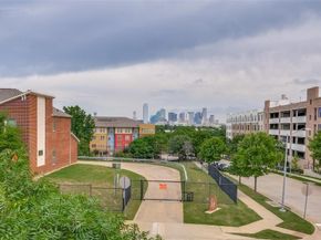 1596  Fiji Street , Dallas Texas 75203