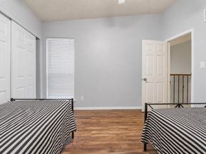 9607  Walnut Street  11107, Dallas Texas 75243