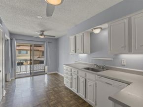 10650  Steppington Drive  211, Dallas Texas 75230