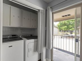 10650  Steppington Drive  211, Dallas Texas 75230