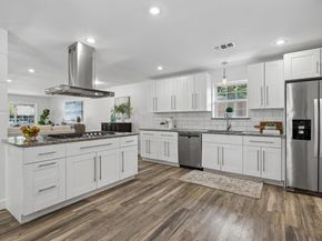 6821  Kingsbury Drive , Dallas Texas 75231