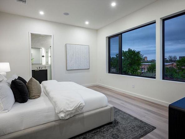 4534  Lake Avenue  102, Dallas Texas 75219