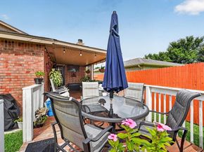 525  Berryhill Drive , Mansfield Texas 76063