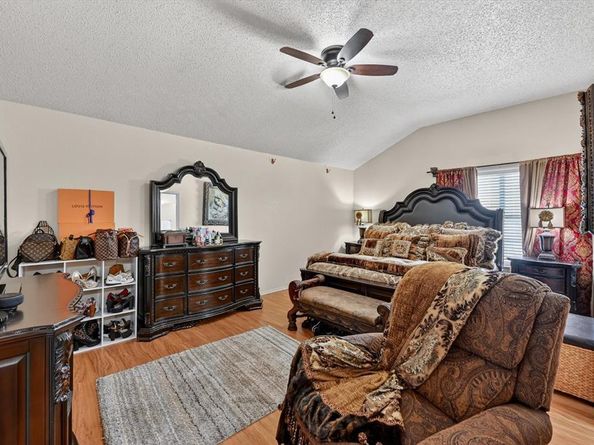 525  Berryhill Drive , Mansfield Texas 76063