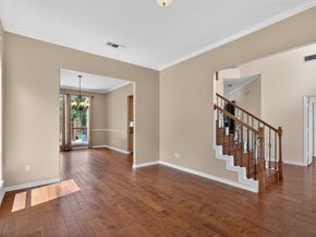 2409  Summer Court , Arlington Texas 76001