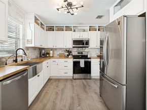 6015  Pietro Drive , Grand Prairie Texas 75052