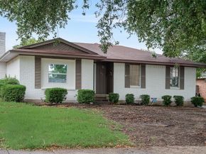1211  Robin Glen Drive , Dallas Texas 75232
