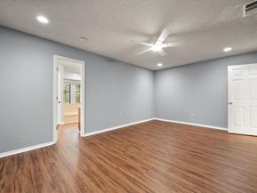 2811  Valparaiso Trail , Arlington Texas 76017