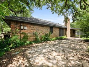 2811  Valparaiso Trail , Arlington Texas 76017