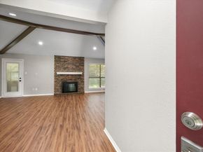 2811  Valparaiso Trail , Arlington Texas 76017