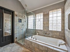 6806  Thornbird Lane , Arlington Texas 76001