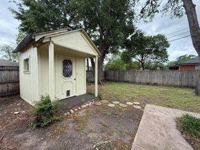 2424  Dorrington Drive , Dallas Texas 75228