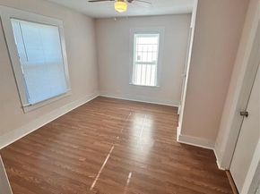 1038 E Maddox Avenue , Fort Worth Texas 76104
